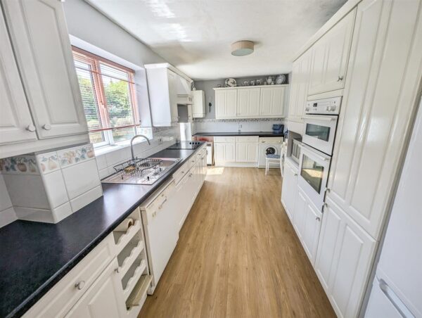 Hempland Close, Great Oakley, Corby