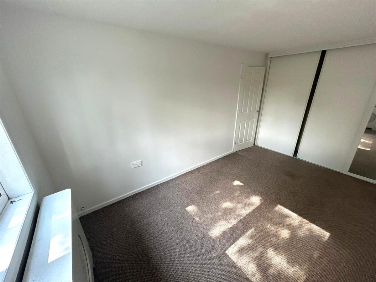 Steyning Close, Corby