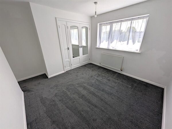 Worksop Gardens, Corby