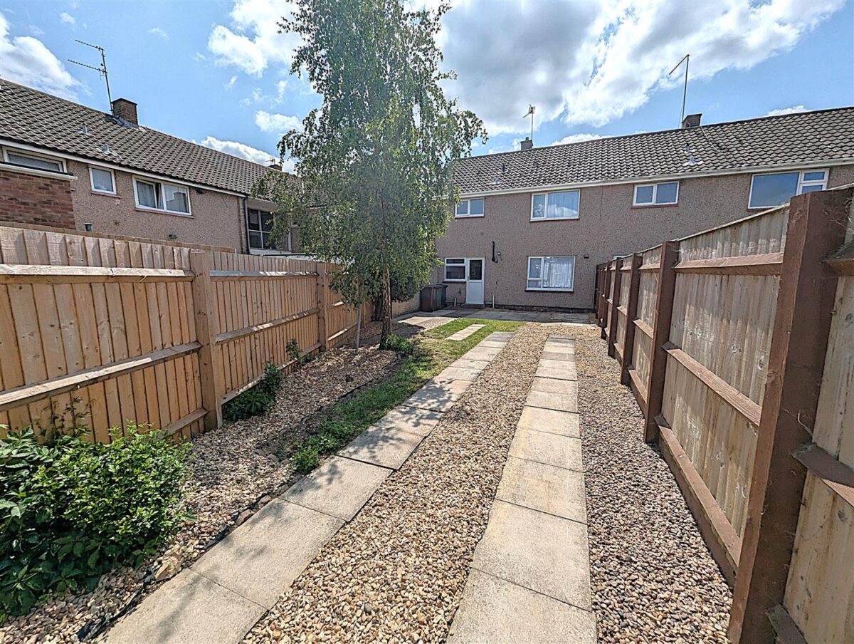 Worksop Gardens, Corby