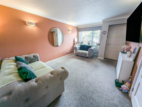 Garston Road, Corby