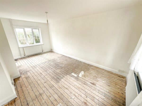 Studfall Avenue, Corby