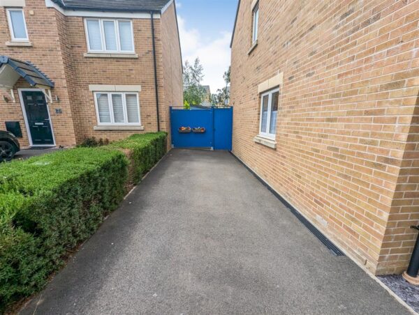 Silvester Road, Weldon, Corby