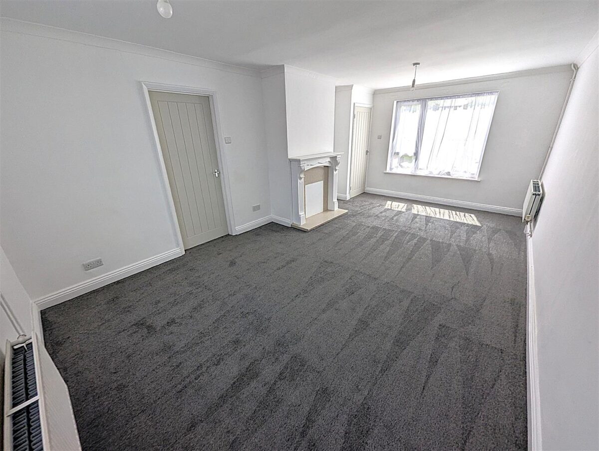Worksop Gardens, Corby