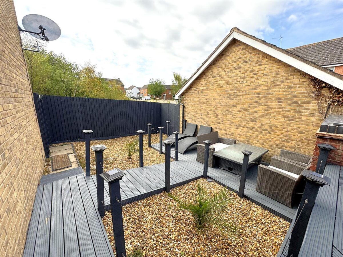 Rose Close, Corby