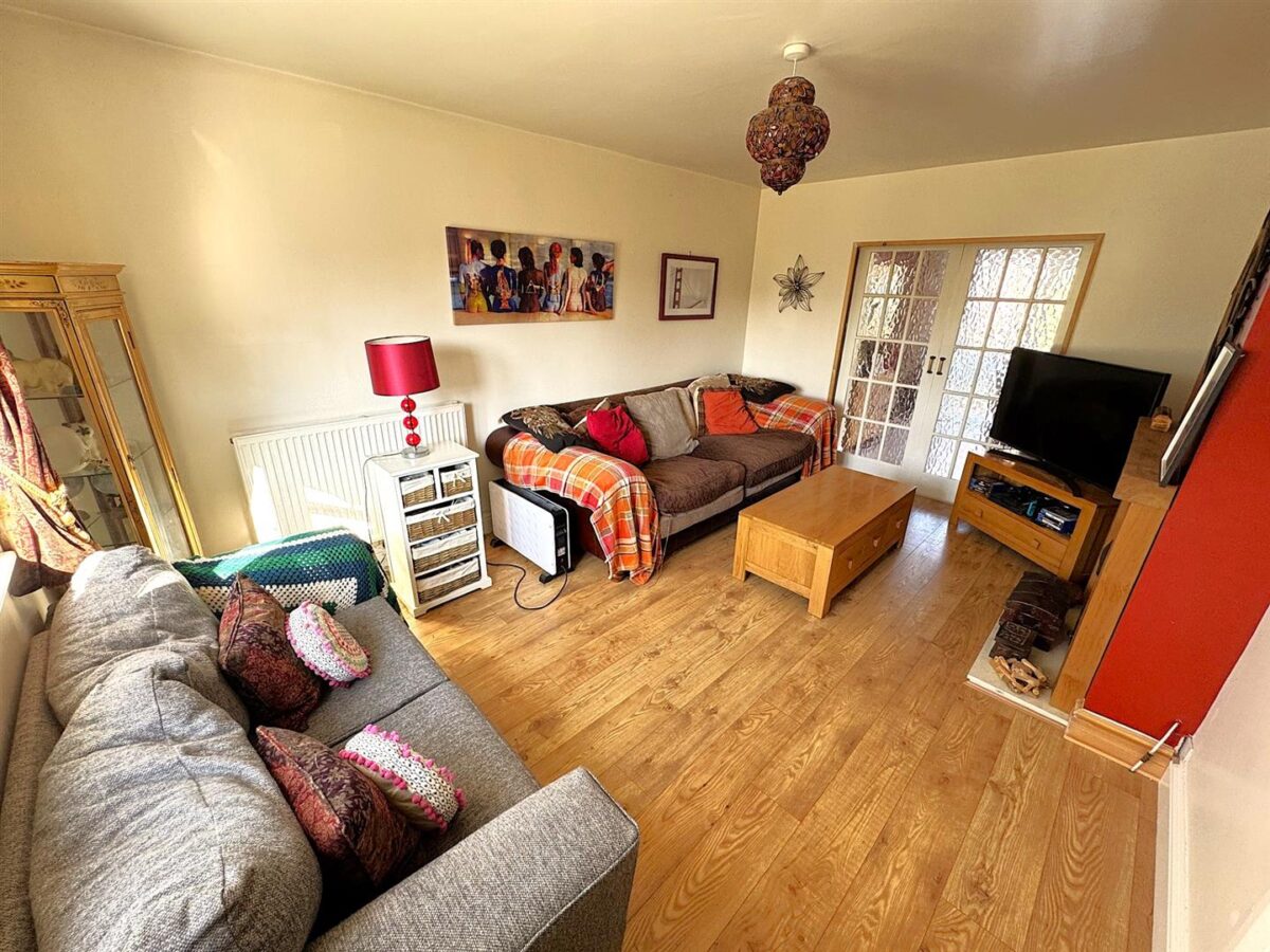 Chapman Grove, Corby