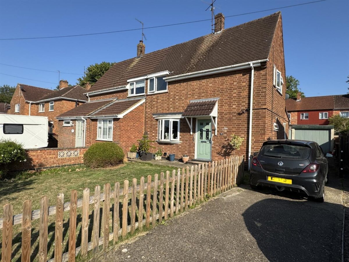 Chapman Grove, Corby