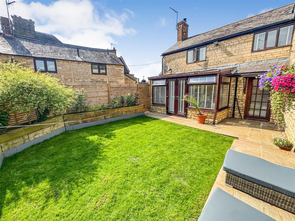 Chapel Road, Weldon, Corby