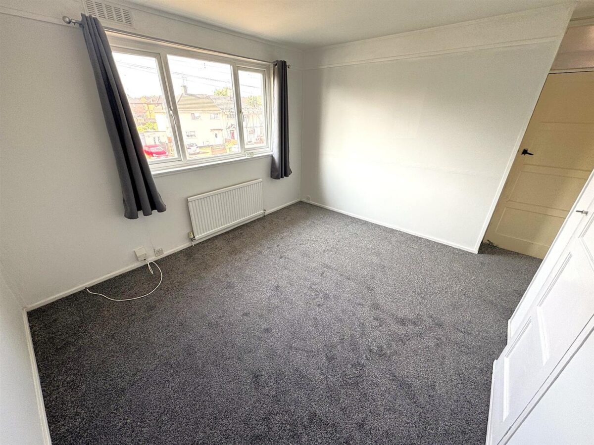 Welland Vale Road, Corby
