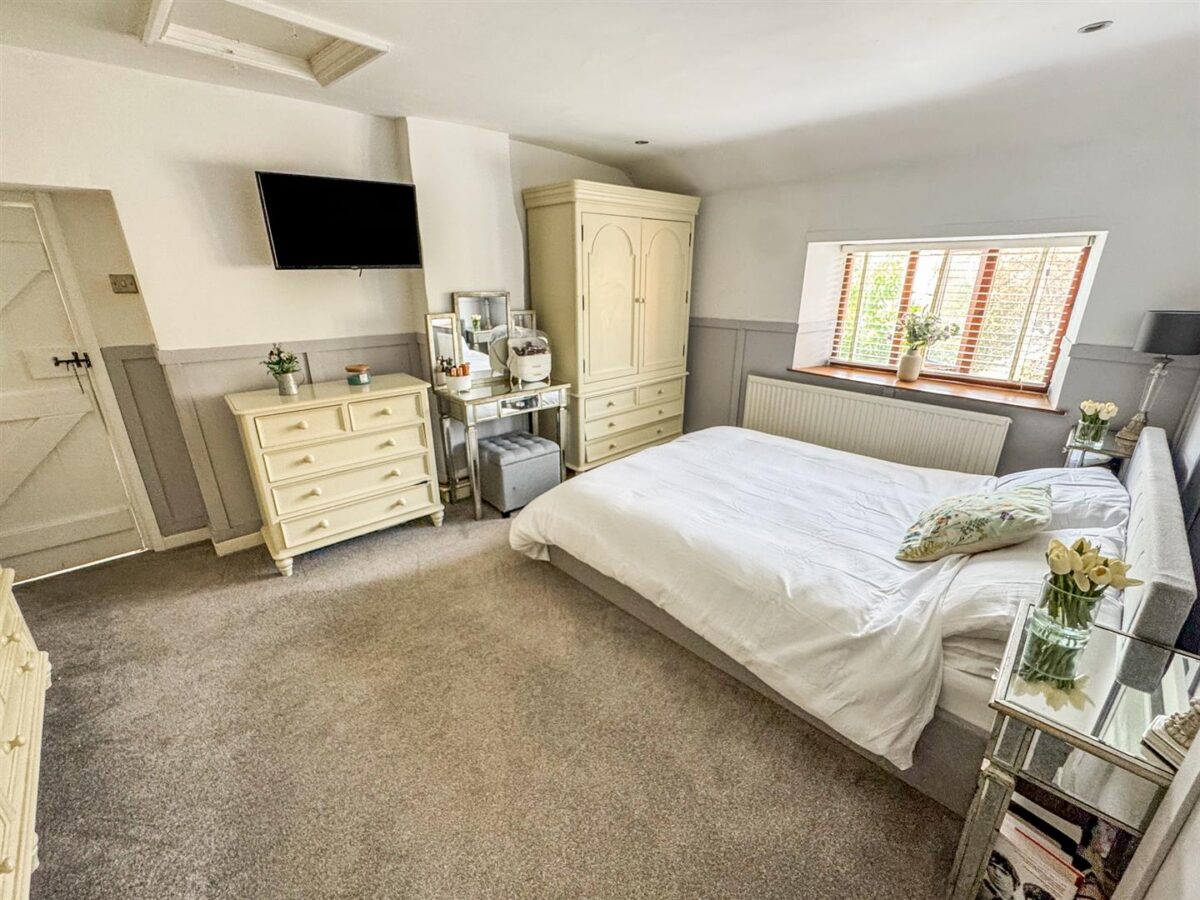 Chapel Road, Weldon, Corby
