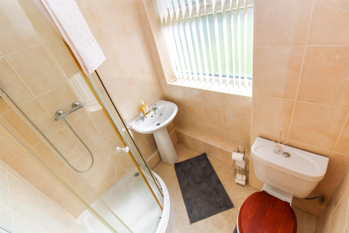 Rose Avenue, Weldon, Corby