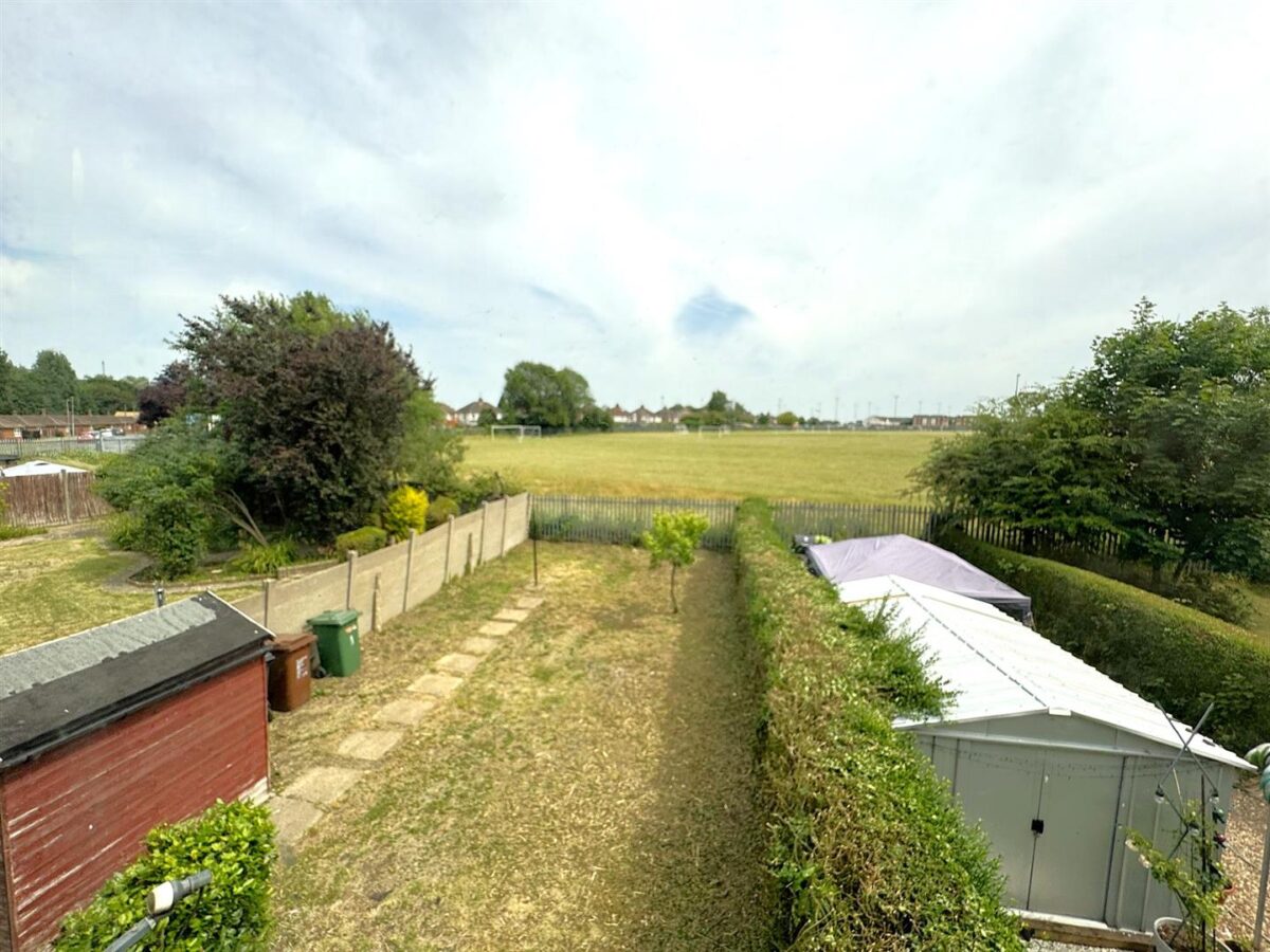 Studfall Avenue, Corby