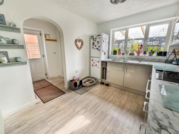 Lowry Close, Corby
