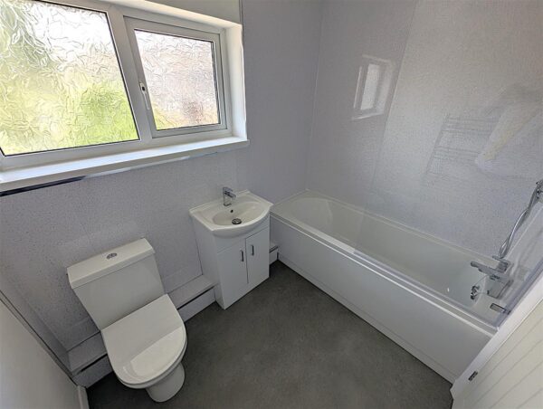 Worksop Gardens, Corby