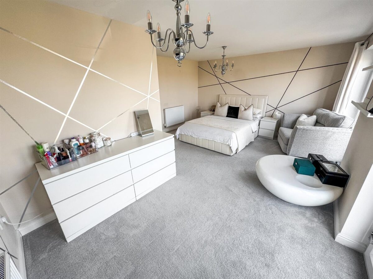 Kestrel Road, Corby
