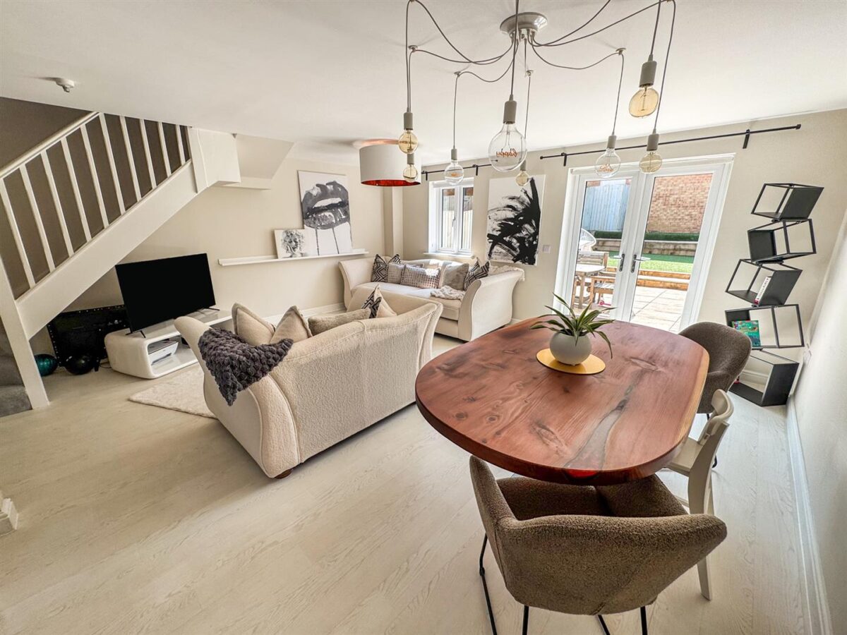 Kestrel Road, Corby