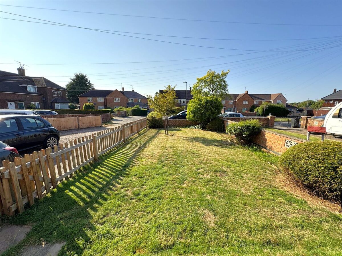 Chapman Grove, Corby