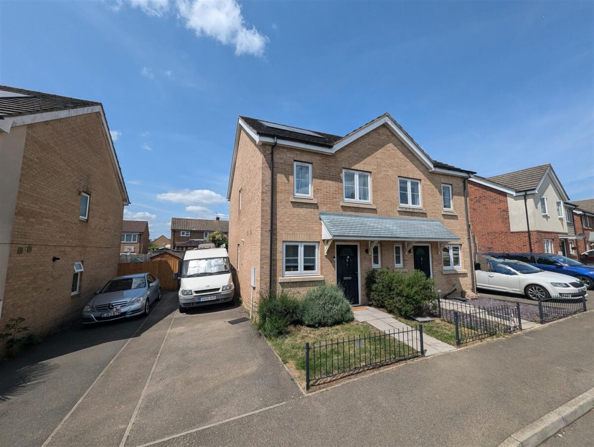 Hooke Close, Corby