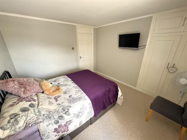 Warkton Way, Corby