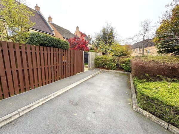 Roman Road, Corby