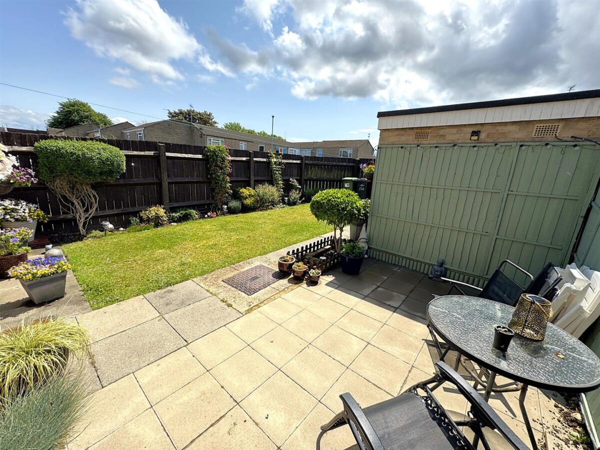 Warkton Way, Corby