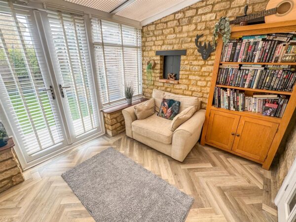 Chapel Road, Weldon, Corby