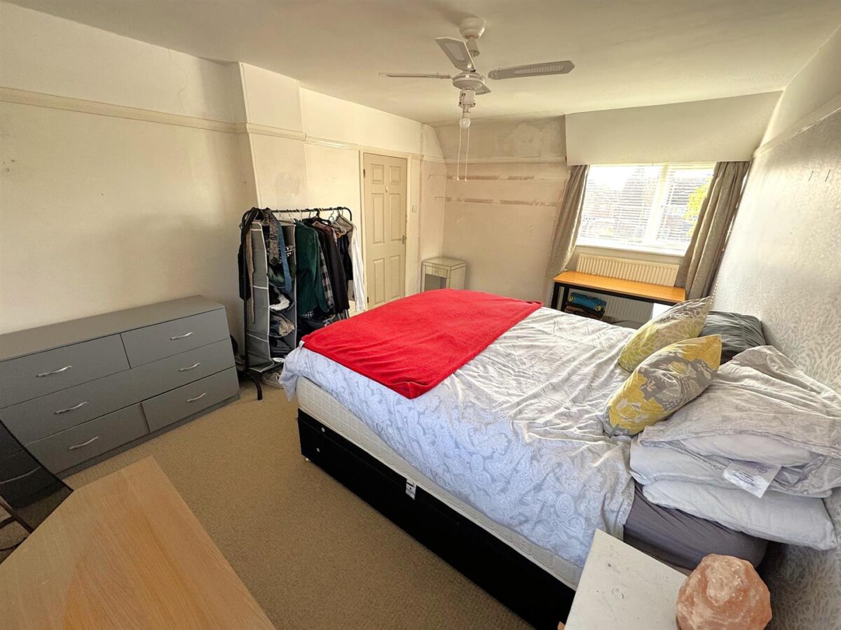 Chapman Grove, Corby