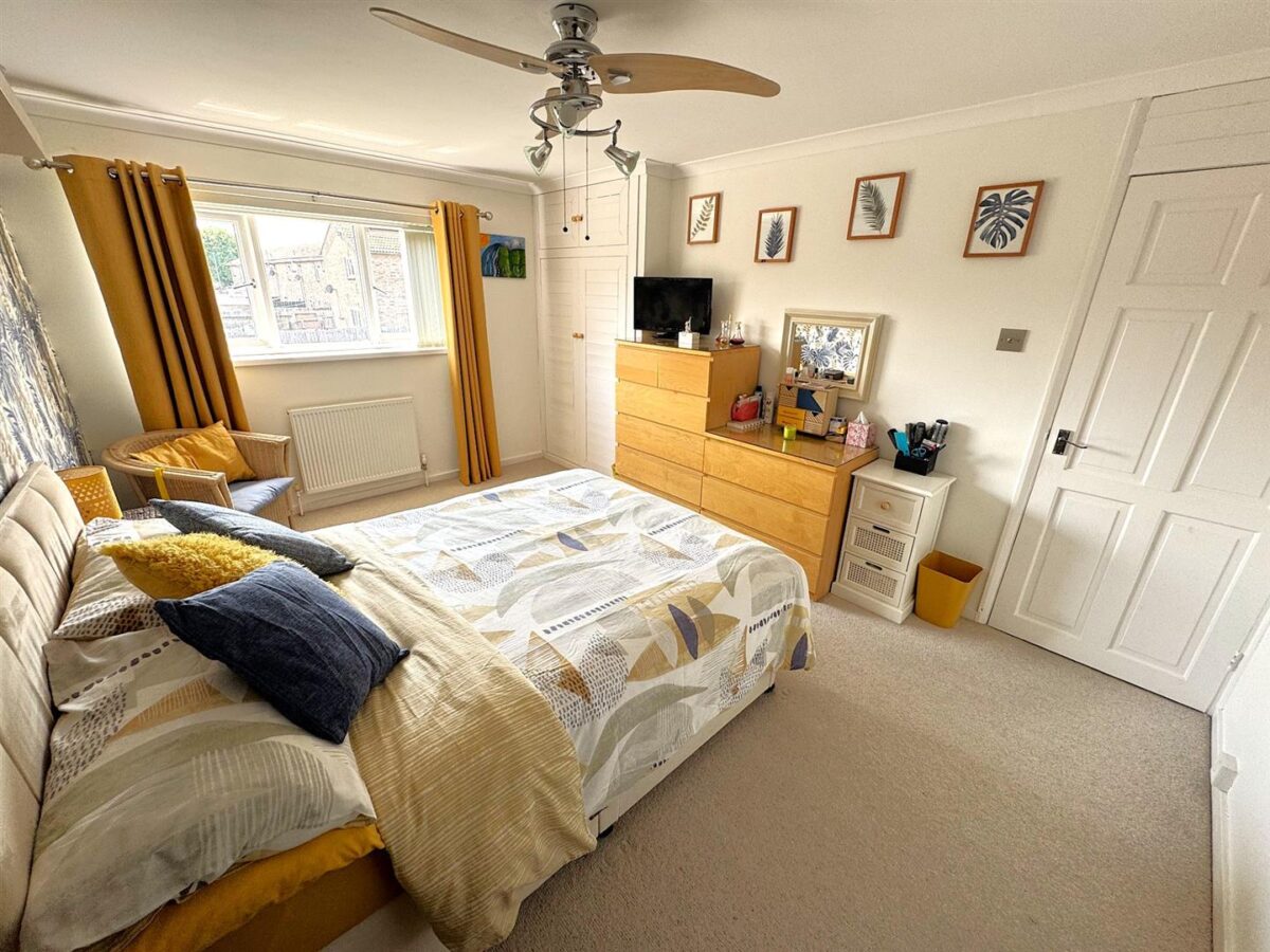 Warkton Way, Corby