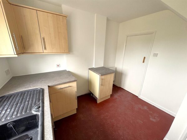 Studfall Avenue, Corby