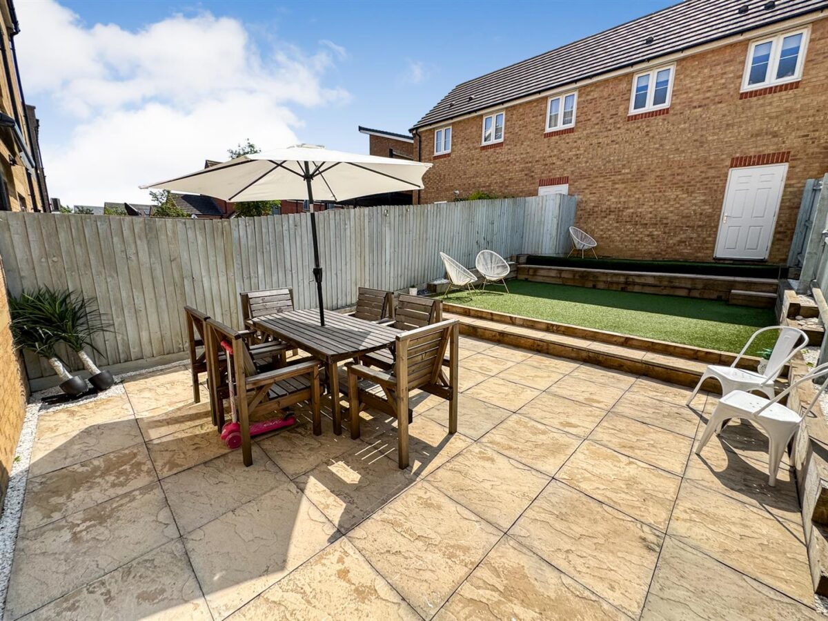 Kestrel Road, Corby
