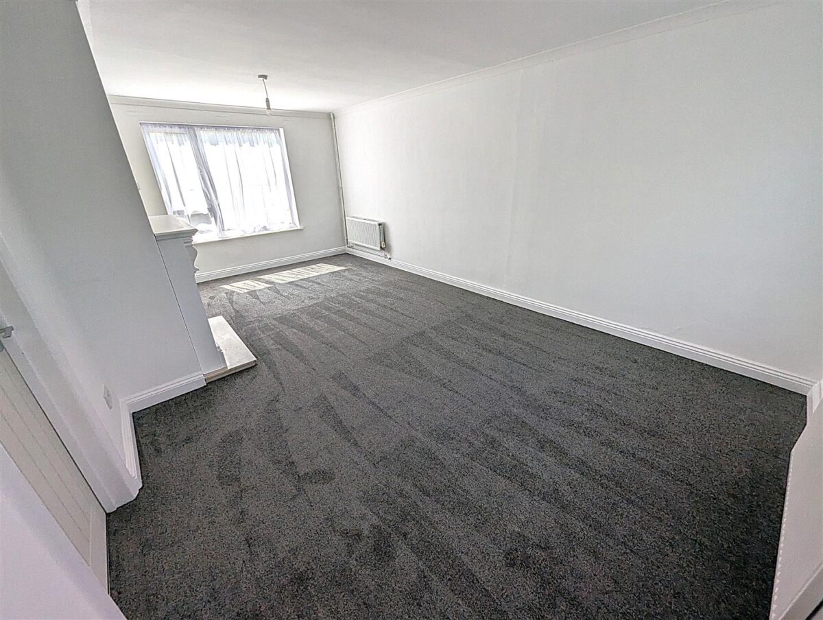 Worksop Gardens, Corby
