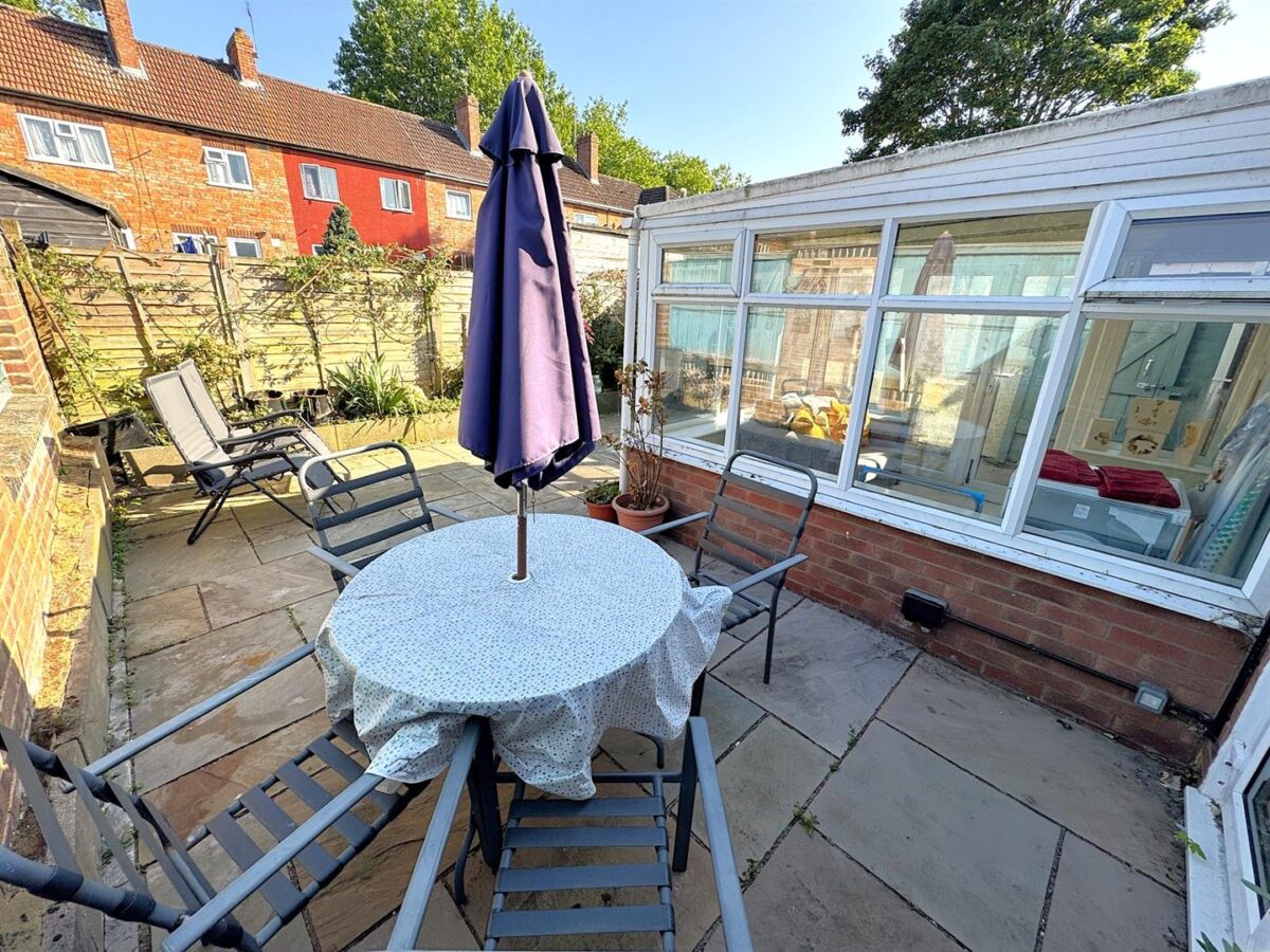 Chapman Grove, Corby