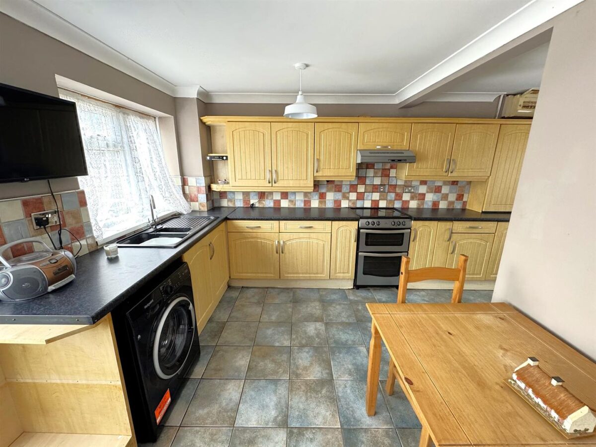 Brigg Court, Corby