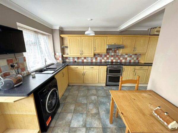 Brigg Court, Corby