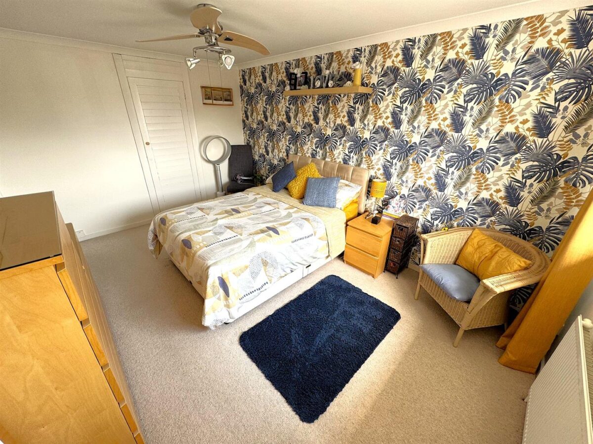 Warkton Way, Corby