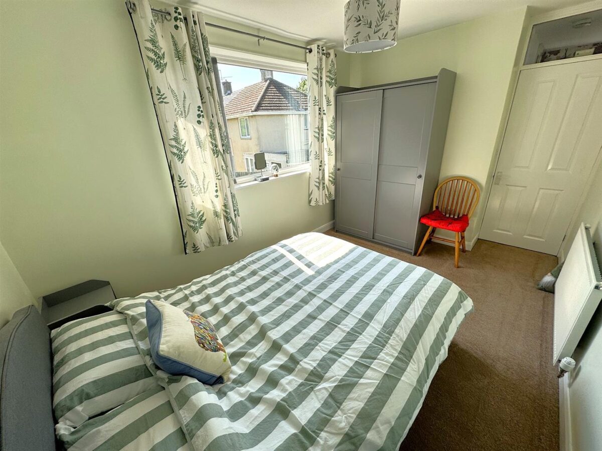 Brookes Grove, Corby