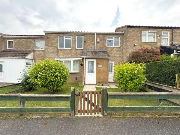 Brigg Court, Corby