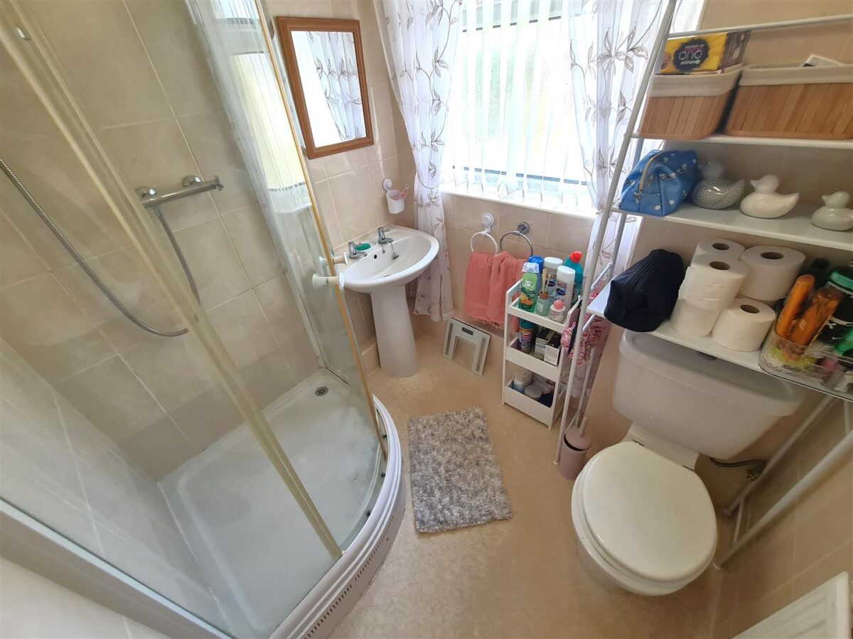 Rose Avenue, Weldon, Corby