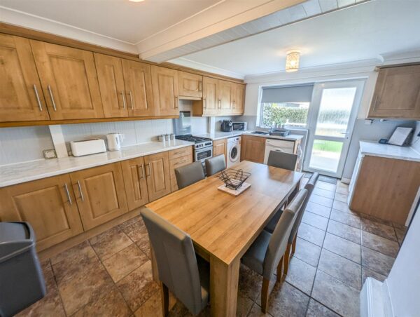 Thurso Walk, Corby