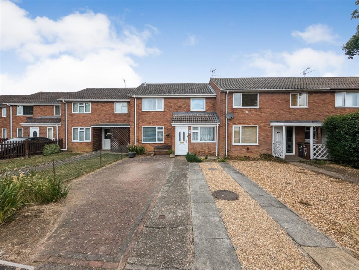 Shire Road, Corby