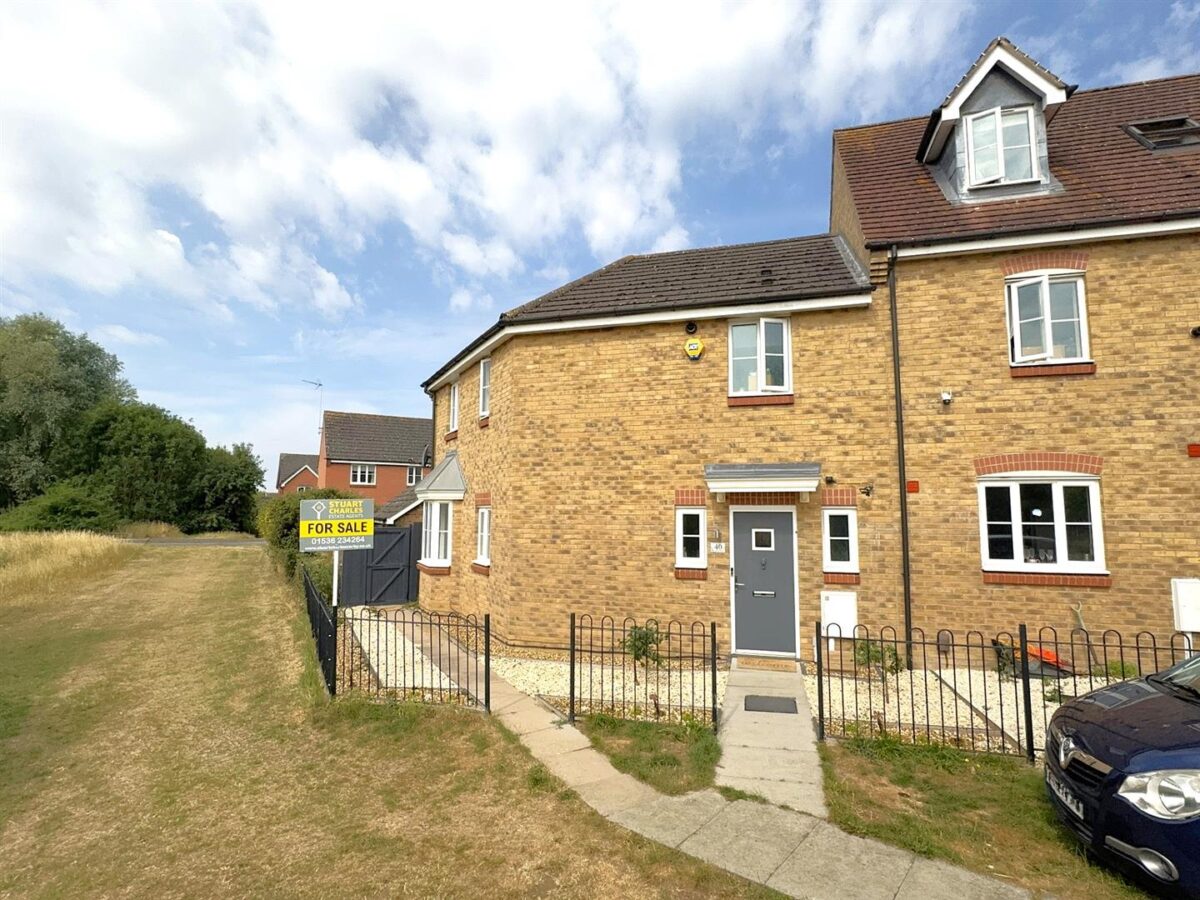 Rose Close, Corby