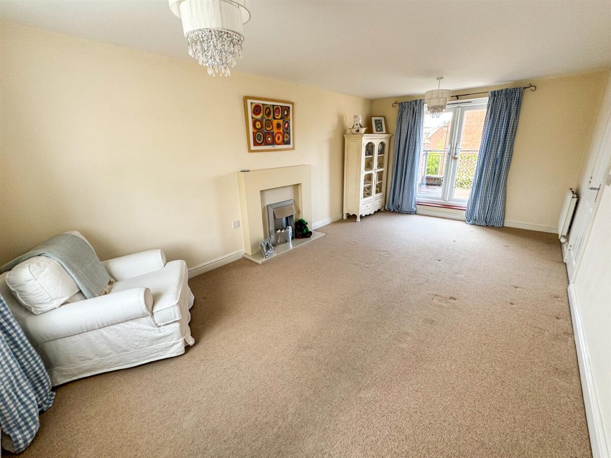Dunnock Road, Corby