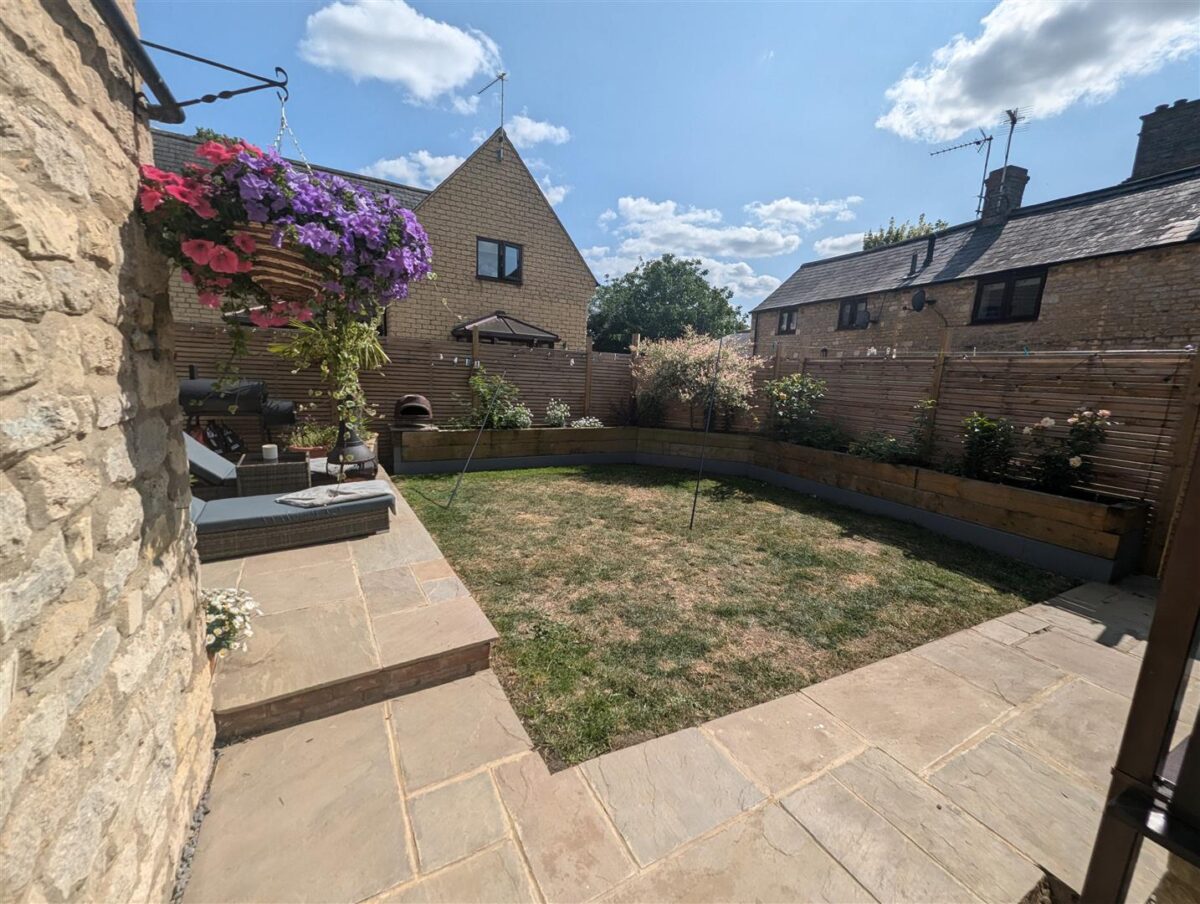 Chapel Road, Weldon, Corby