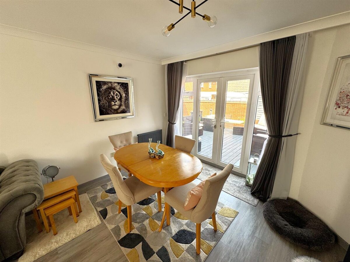 Rose Close, Corby