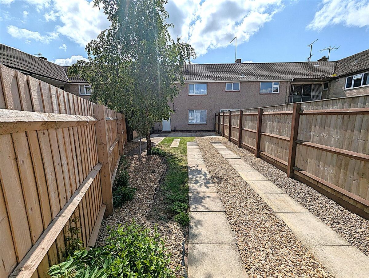 Worksop Gardens, Corby
