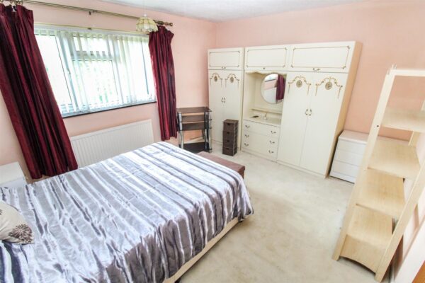 Rose Avenue, Weldon, Corby
