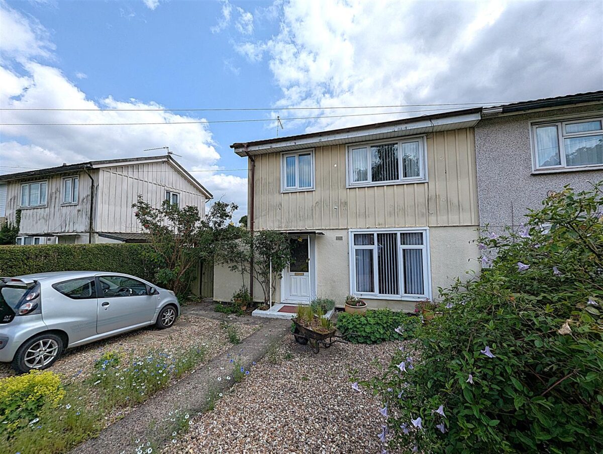 Welland Vale Road, Corby