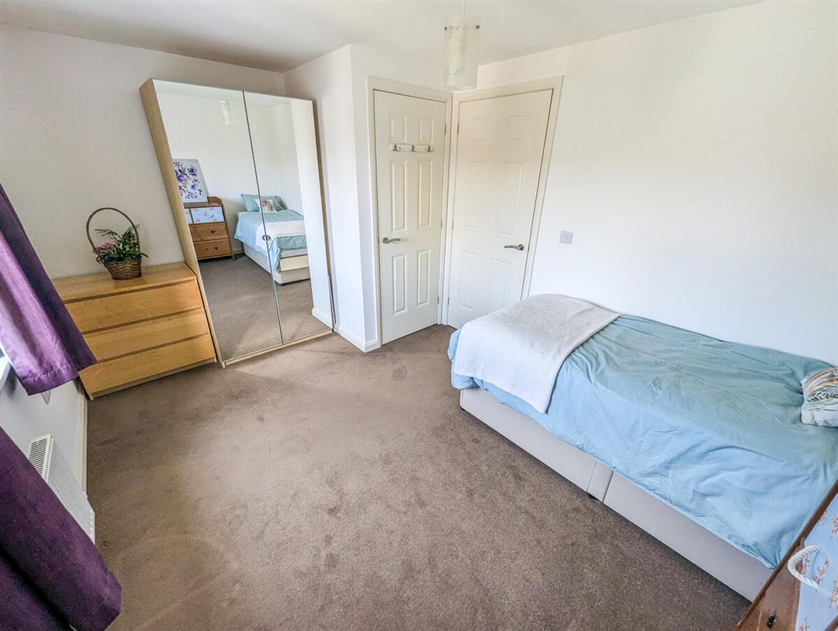 Hooke Close, Corby
