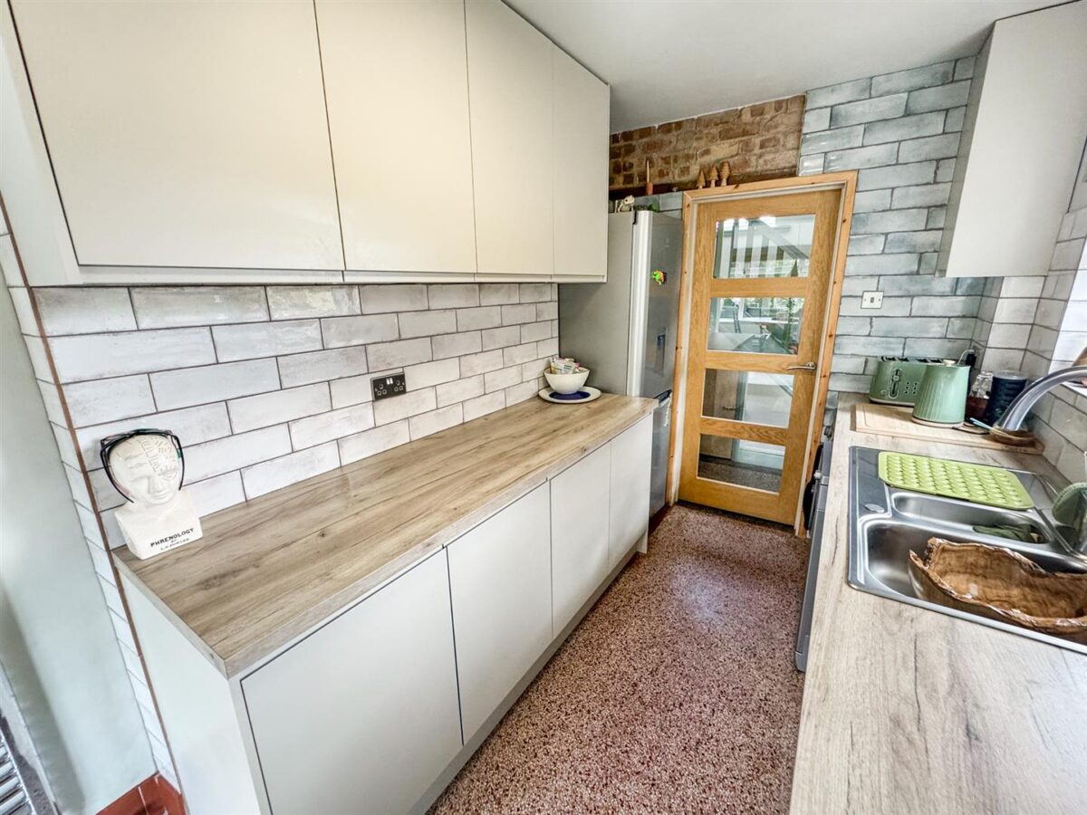 Stephenson Way, Corby