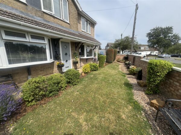 Collingwood Avenue, Corby